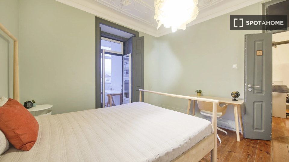 Double room Lisbon, 6 beds — photo 3