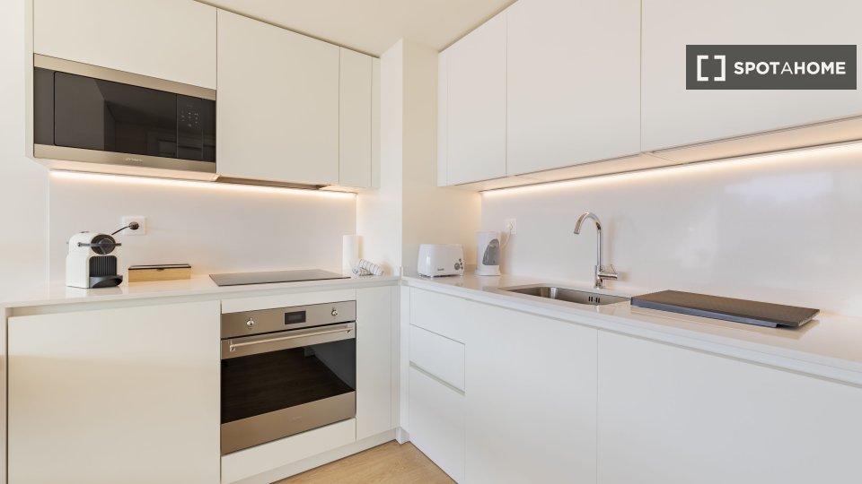 Apartment Lisbon, 1 bed, 60m² — photo 9
