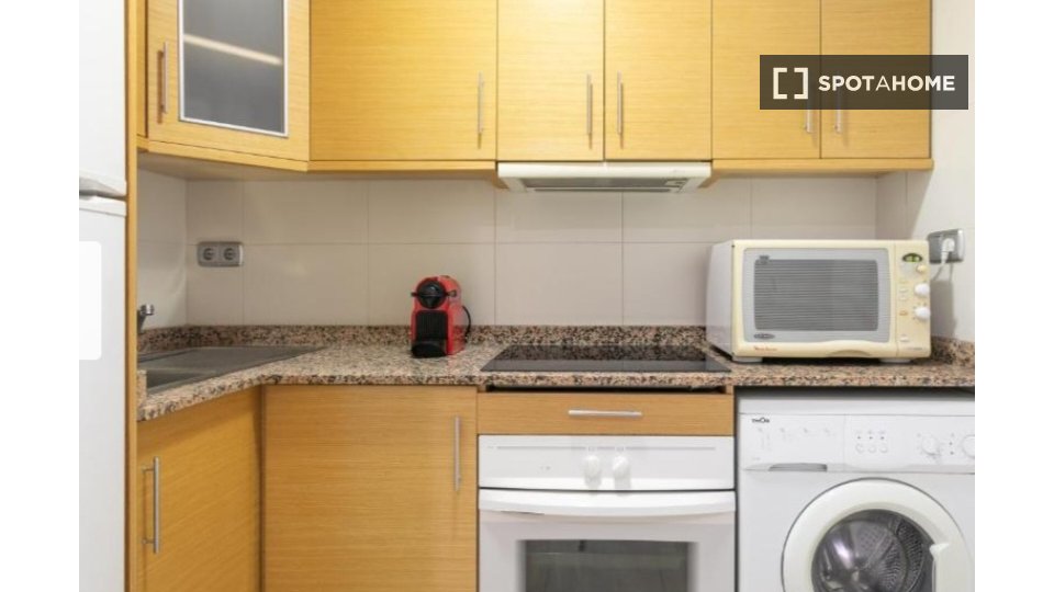 Habitación en piso compartido en Comunidad Valenciana.