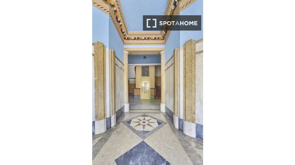 Double room Lisbon, 7 beds — photo 10