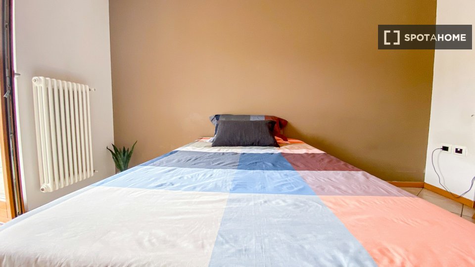 Double room Trento, 3 beds — photo 1