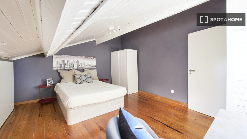 Double room Lisbon, 13 beds — photo 14