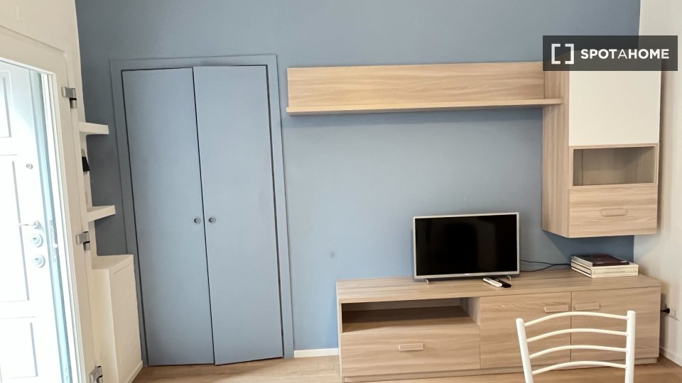 Apartment Milan, 1 bed — photo 9