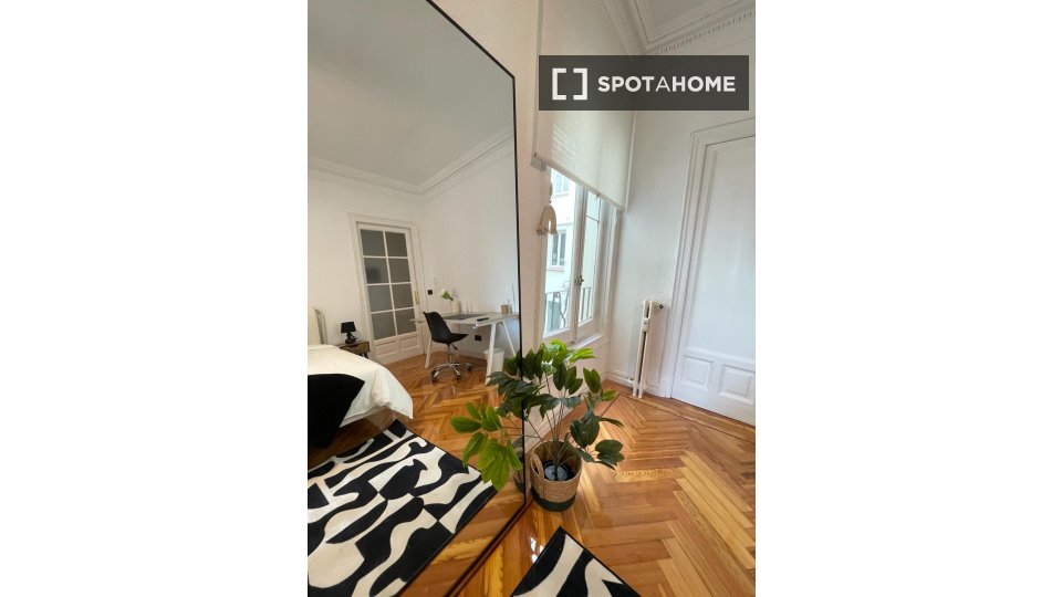 Double room Madrid, 7 beds — photo 3