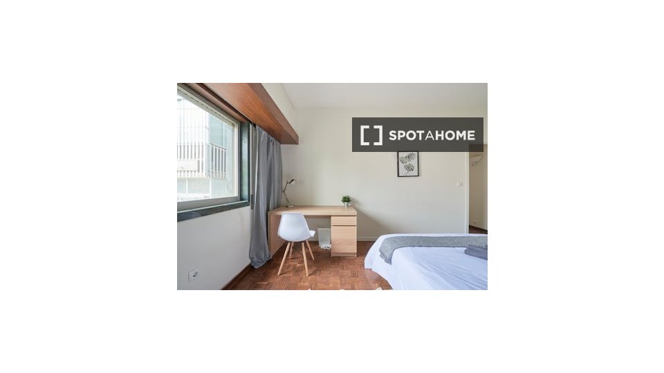 Double room Lisbon, 6 beds — photo 2