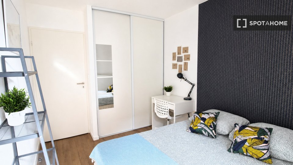 Chambre double Paris, 5 chambres — photo 26