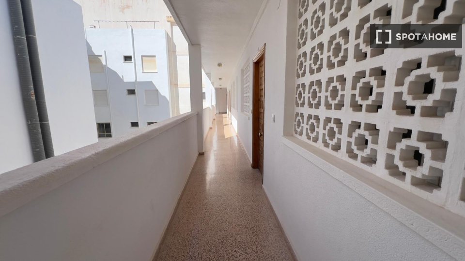 Apartment mono Alicante, 40m² — photo 11