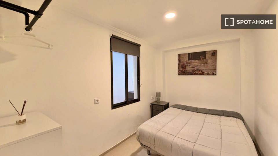 Apartment Valencia, 3 beds, 97m² — photo 12