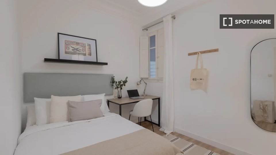 Double room Valencia, 6 beds — photo 1