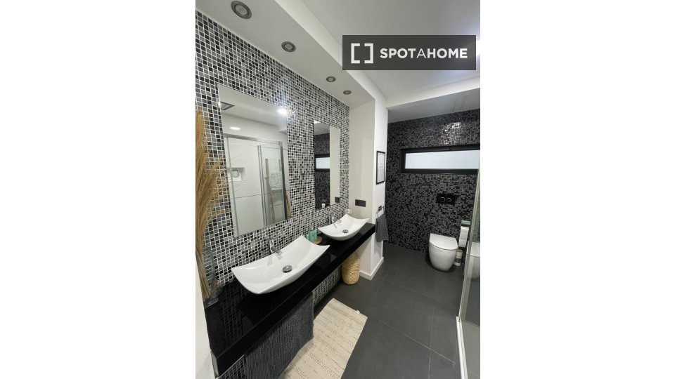 Apartment Valencia, 1 bed — photo 9