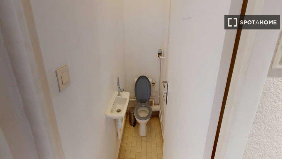 Double room Lyon, 5 beds, 90m² — photo 17