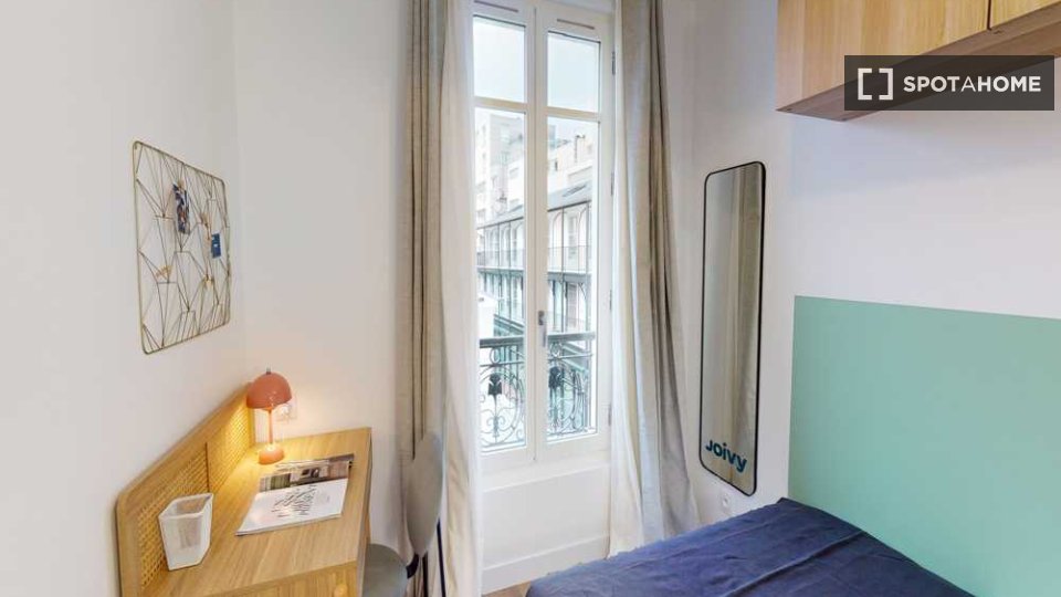 Double room Paris, 11 beds, 140m² — photo 15