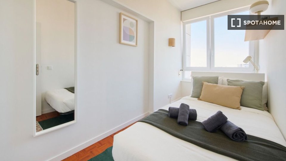 Double room Lisbon, 10 beds — photo 8