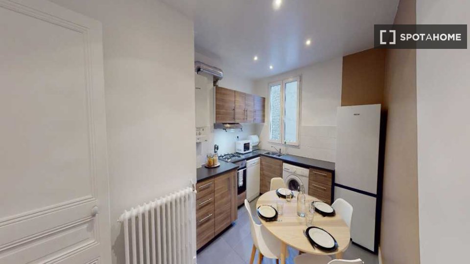 Double room Paris, 4 beds, 80m² — photo 8
