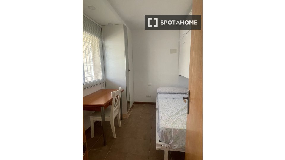 Apartment Almeria, 2 beds — photo 20