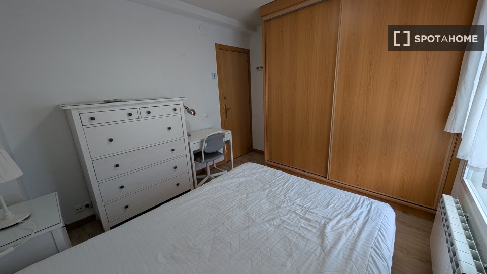 Double room Madrid, 4 beds, 90m² — photo 60