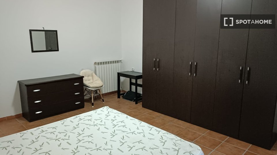 Double room Naples, 2 beds — photo 9