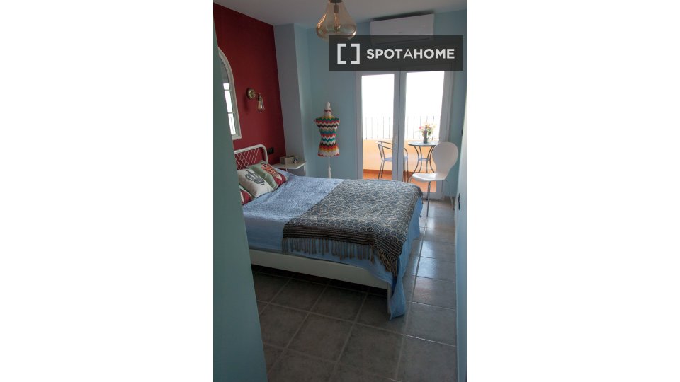 Apartment Valencia, 2 beds — photo 14