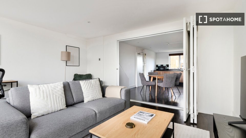 Apartment London, 2 beds — photo 7