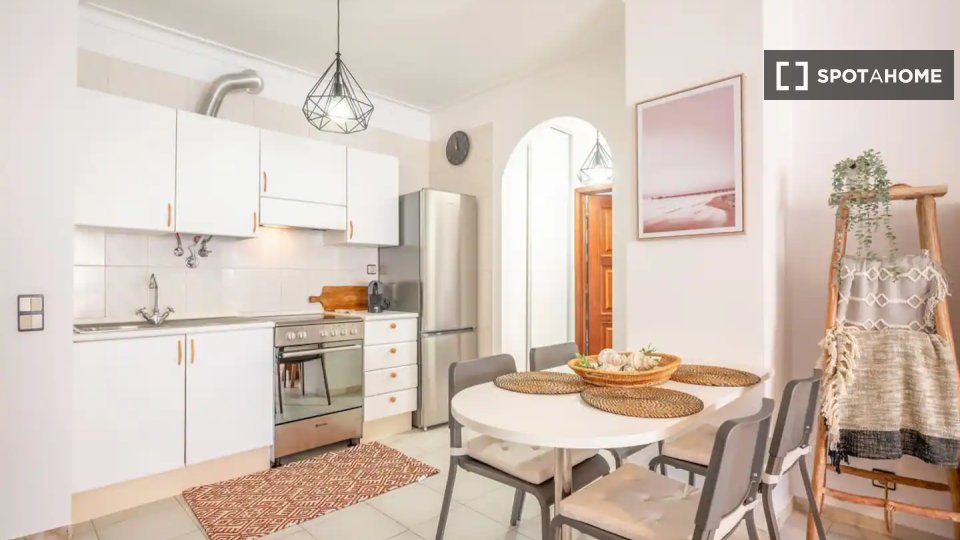 Apartment Lisbon, 1 bed — photo 18