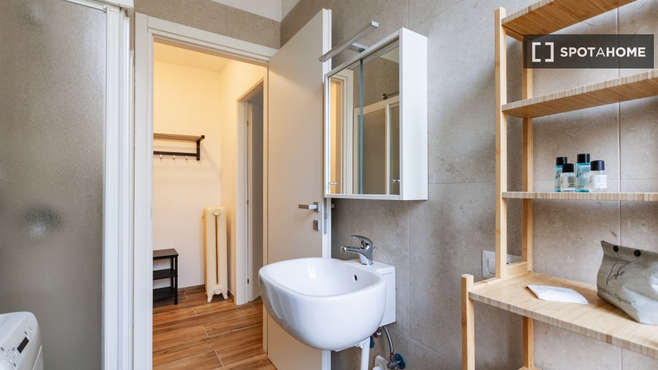 Apartment Milan, 1 bed — photo 5