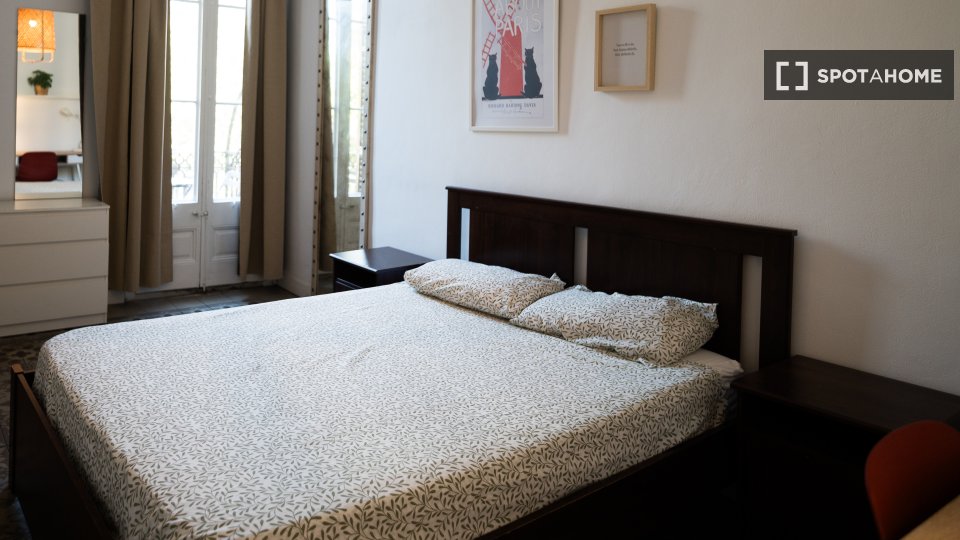 Double room Barcelona, 7 beds — photo 16