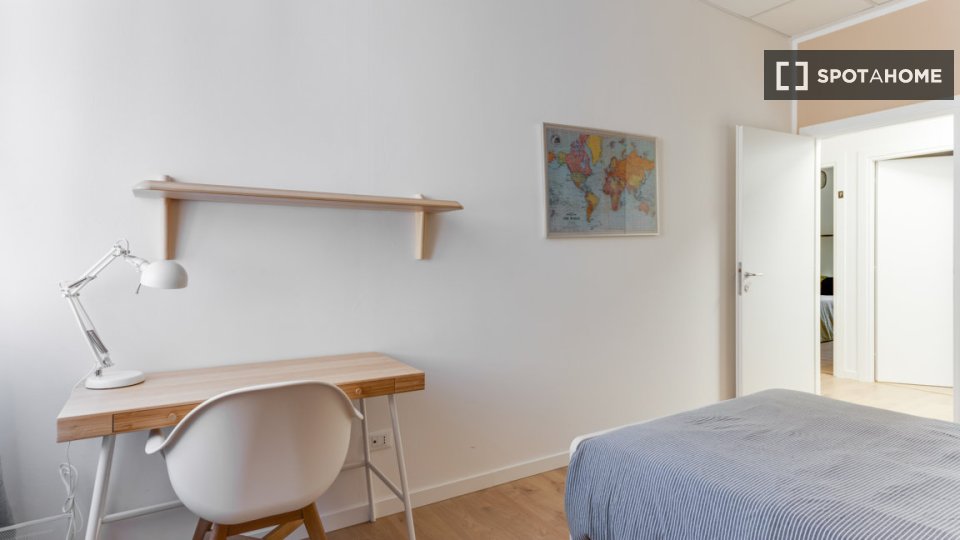 Double room Milan, 9 beds, 182m² — photo 10