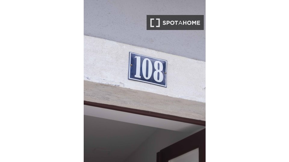 Apartment mono Lisbon, 45m² — photo 12