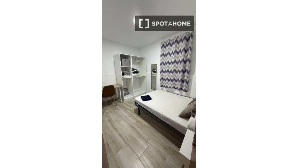 Double room Murcia, 5 beds, 170m² — photo 32