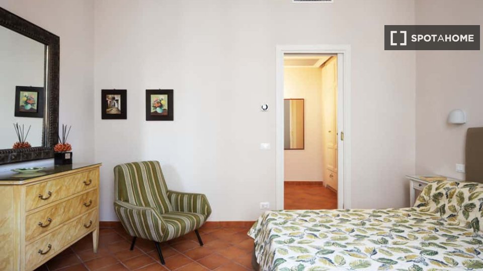 Apartment Rome, 1 bed, 77m² — photo 14