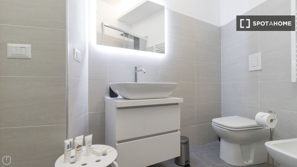 Apartment Milan, 1 bed, 37m² — photo 19