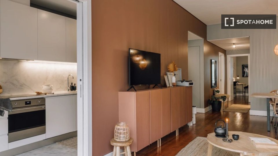Apartment Lisbon, 2 beds — photo 12