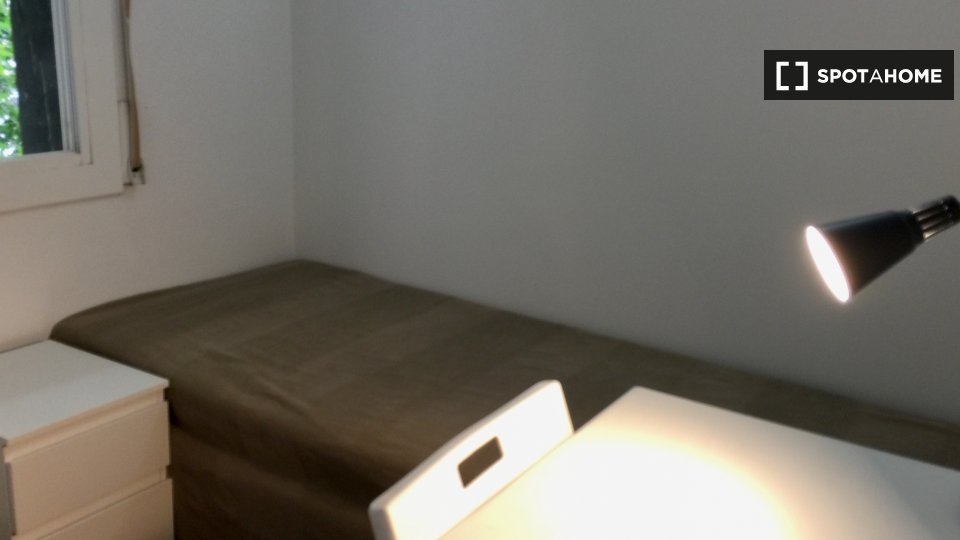 Double room Barcelona, 4 beds — photo 4