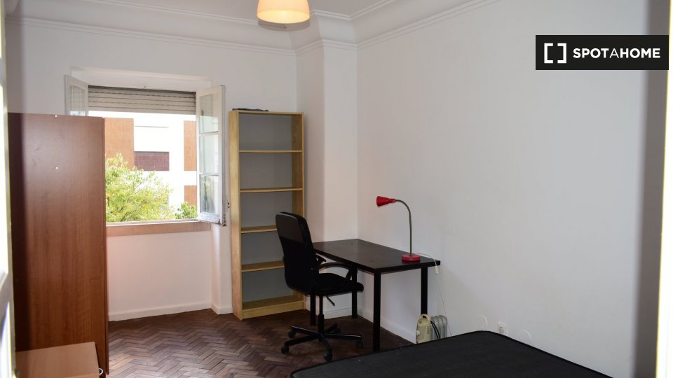 Double room Lisbon, 7 beds — photo 6