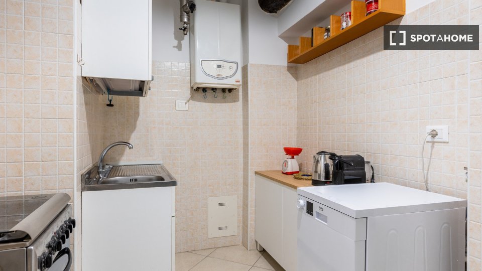 Apartment Bologna, 1 bed — photo 8