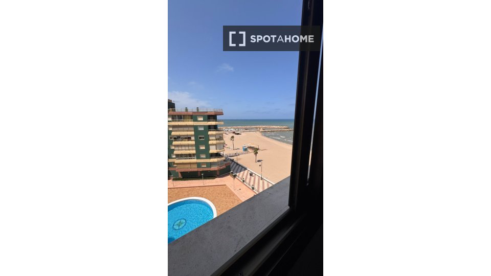 Apartment Valencia, 3 beds, 119m² — photo 14