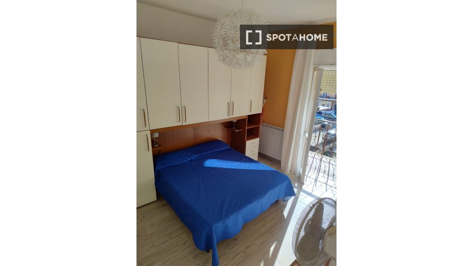 Double room Rome, 2 beds — photo 12