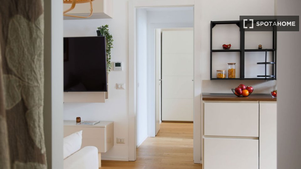 Apartment Milan, 1 bed, 49m² — photo 2