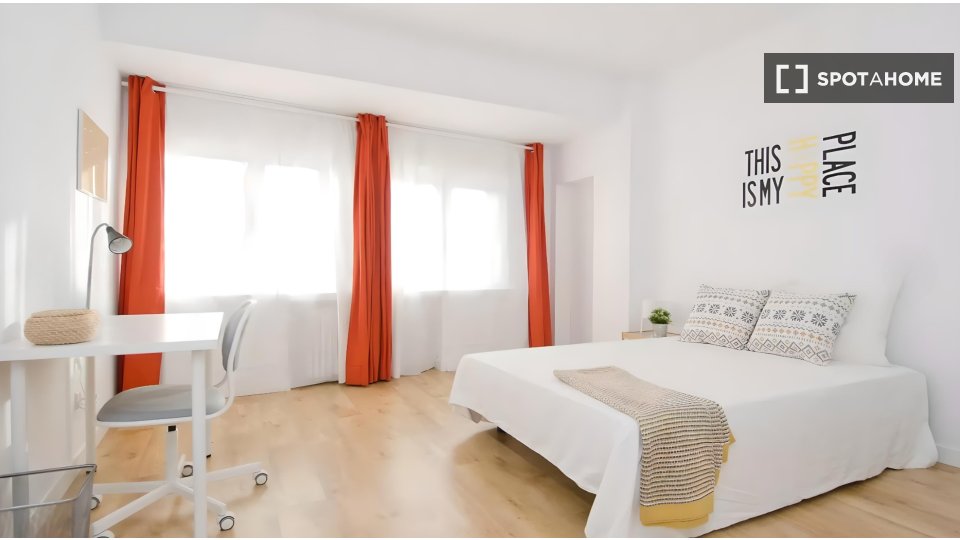 Double room Madrid, 6 beds — photo 36