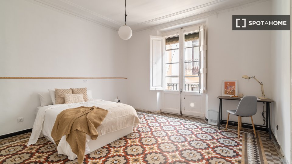 Double room Barcelona, 4 beds, 95m² — photo 15