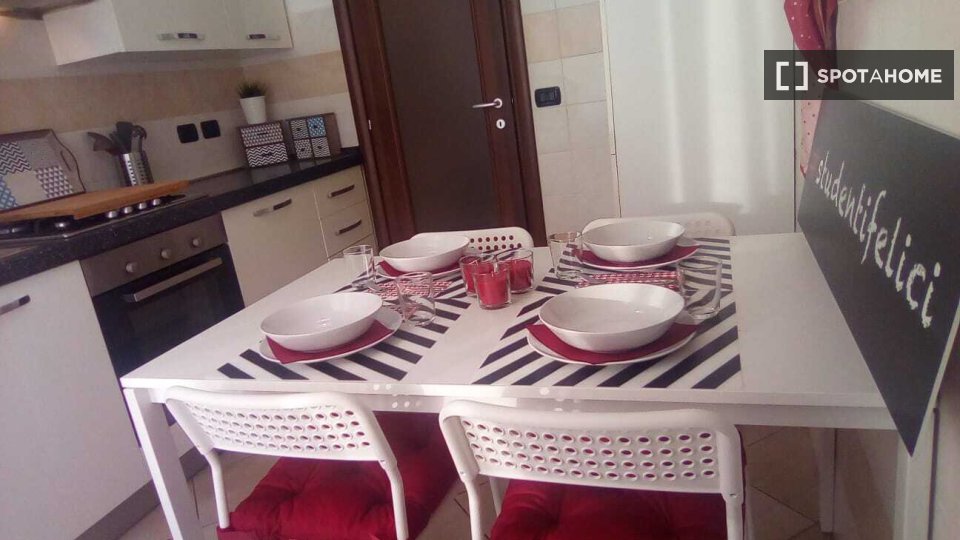 Double room Brescia, 3 beds — photo 3