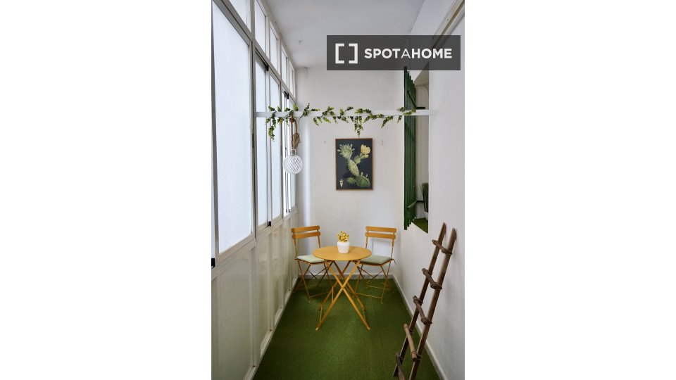 Double room Madrid, 6 beds — photo 34