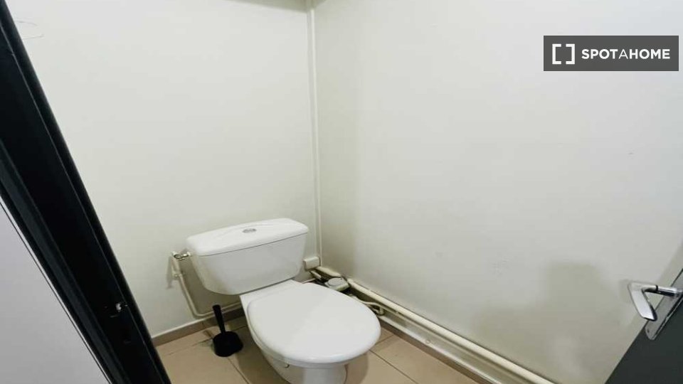 Double room Lyon, 4 beds, 80m² — photo 6