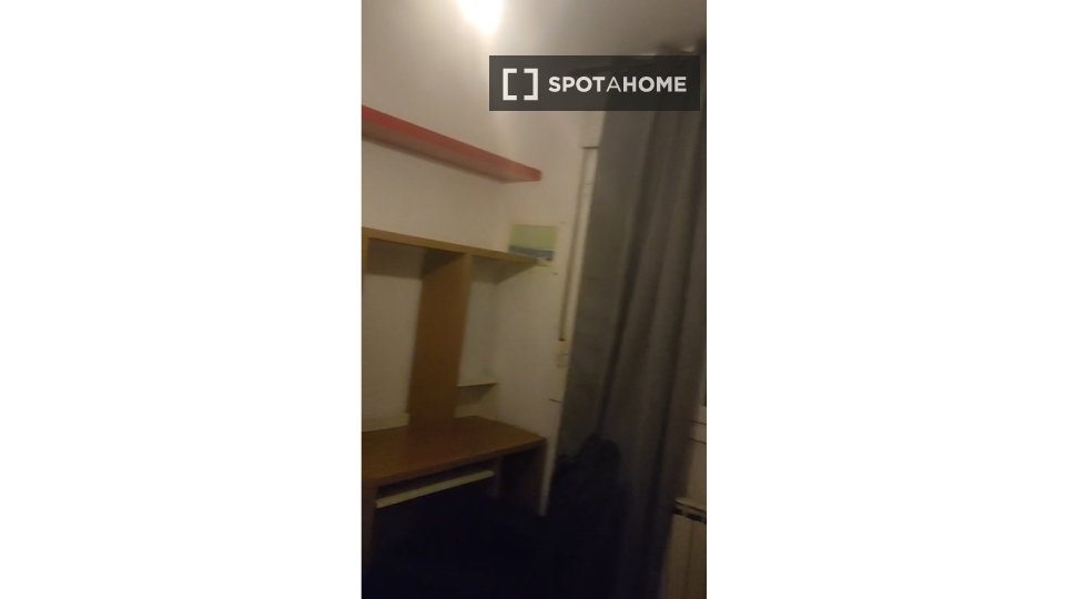 Double room Madrid, 4 beds — photo 4
