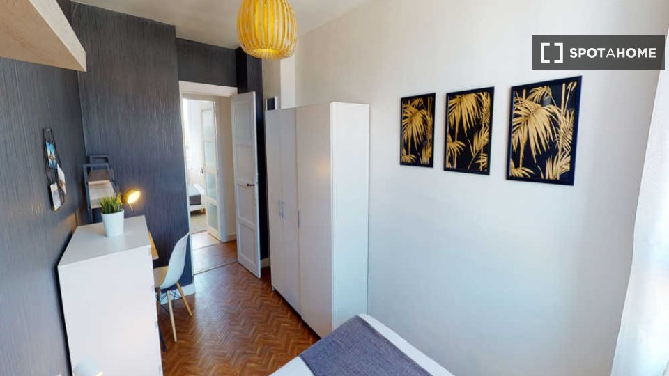 Double room Lyon, 3 beds, 60m² — photo 7