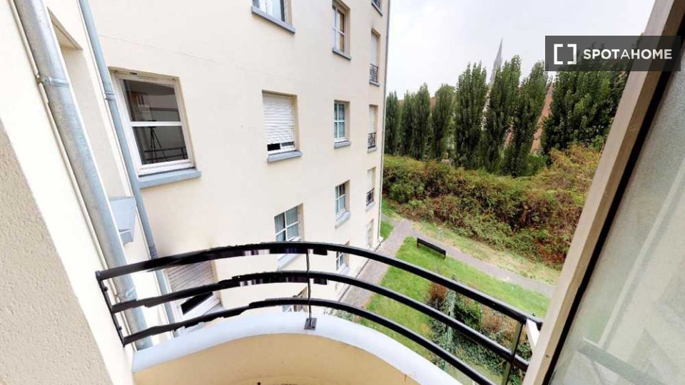 Double room Lille, 4 beds, 70m² — photo 13