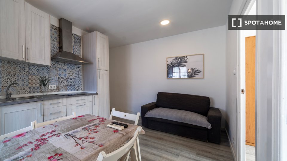Apartment Valencia, 3 beds, 70m² — photo 23