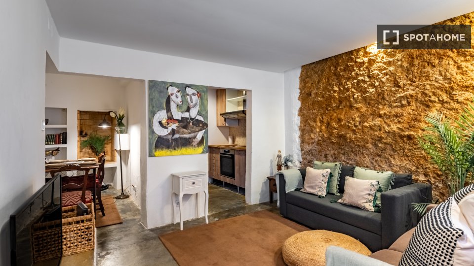 Apartment Lisbon, 2 beds, 84m² — photo 4