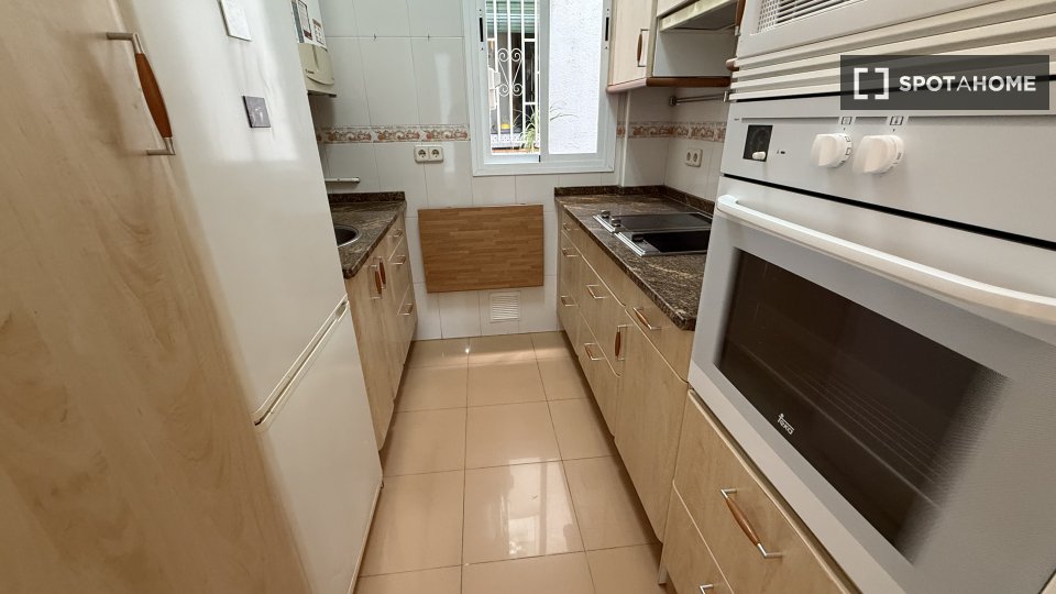 Double room Madrid, 4 beds — photo 9