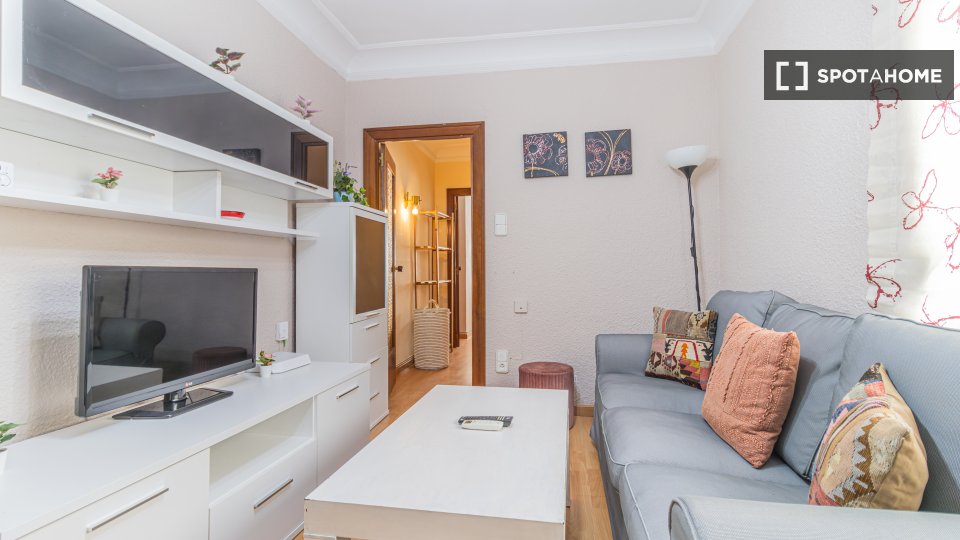 Apartment Zaragoza, 3 beds, 82m² — photo 15